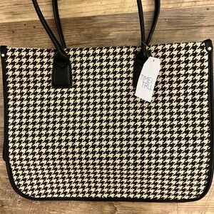 Time and Tru Black and Cream Houndstooth Tote